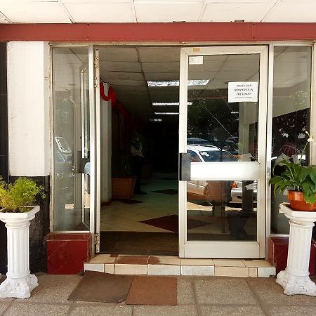 The Lusaka Hotel Luaran gambar