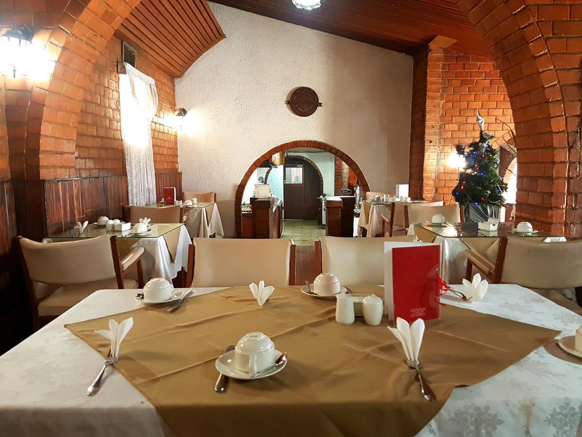 The Lusaka Hotel Luaran gambar