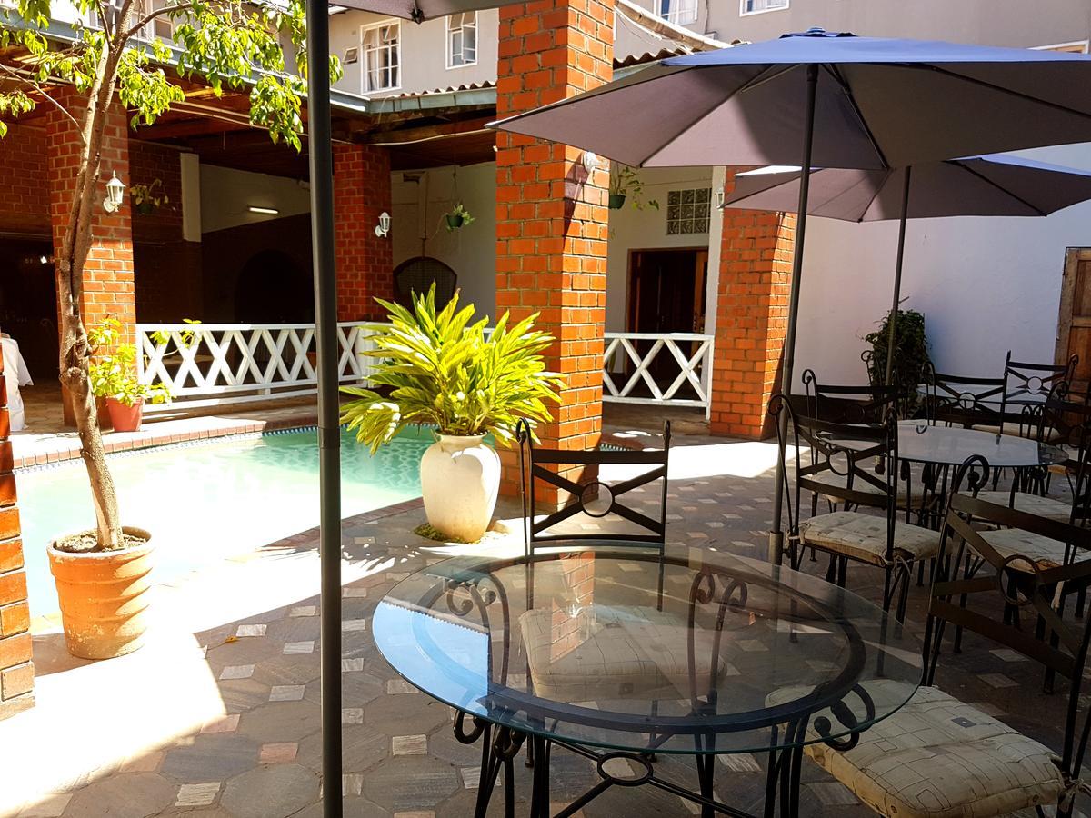 The Lusaka Hotel Luaran gambar