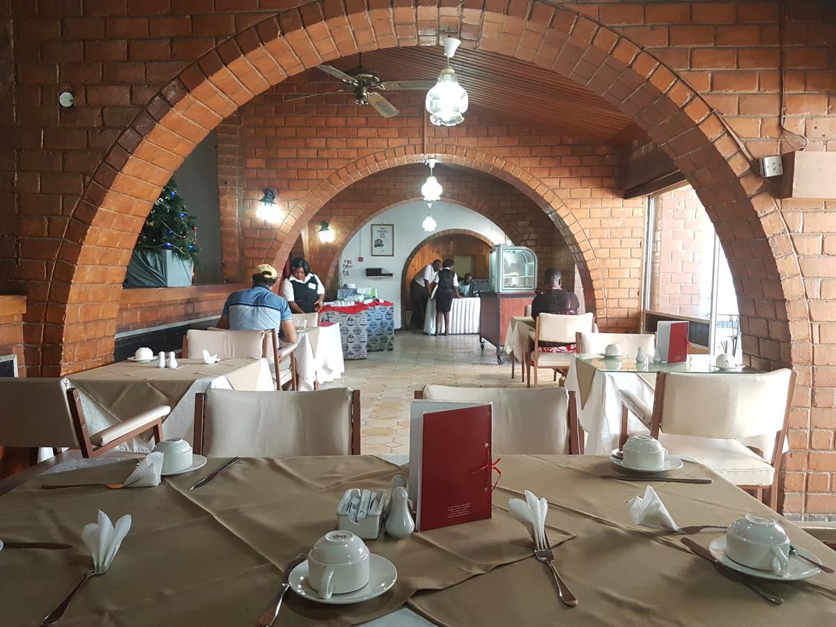 The Lusaka Hotel Luaran gambar